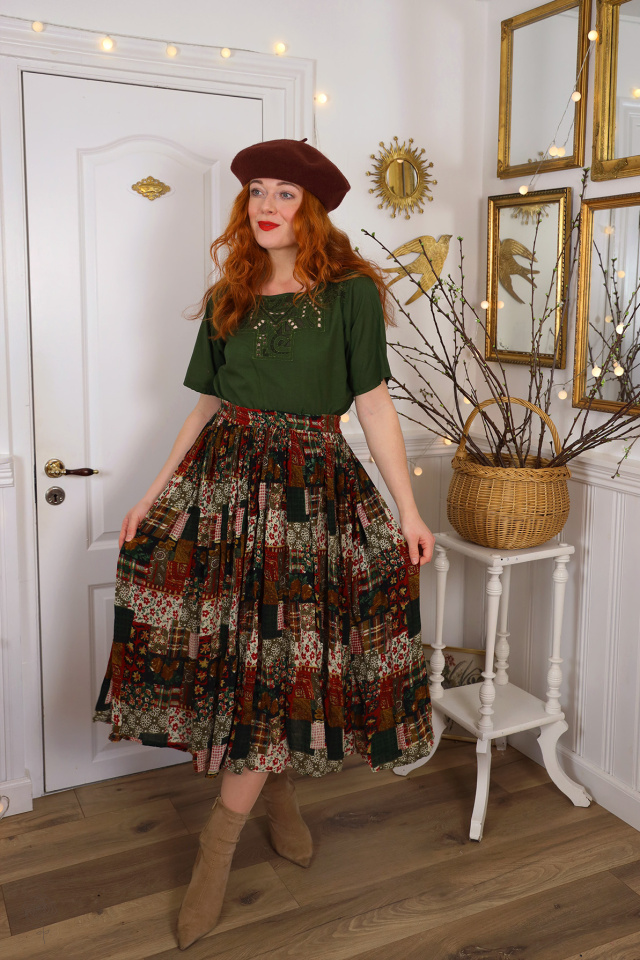 Flowy Patterned Boho Vintage Skirt | M