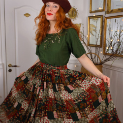 Flowy Patterned Boho Vintage Skirt | M