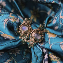 New Delicate Truly Brass Ring