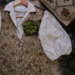 Olive Green Tapestry Vintage Waistcoat | S