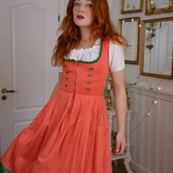 Peachy Austrian Vintage Dress | S