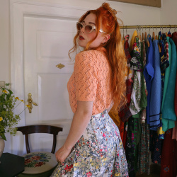 Peachy Crochet Vintage Top | S