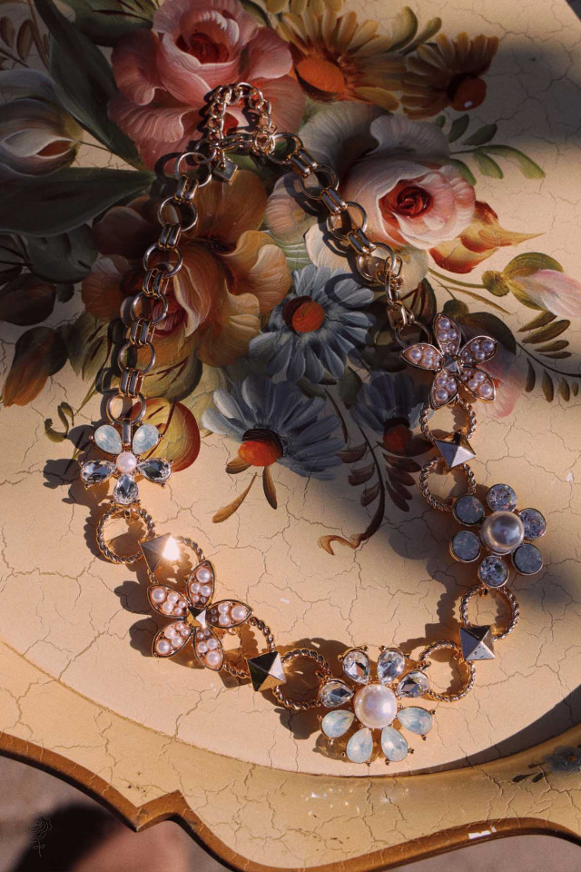 Pearl Flowers Gold Necklace 