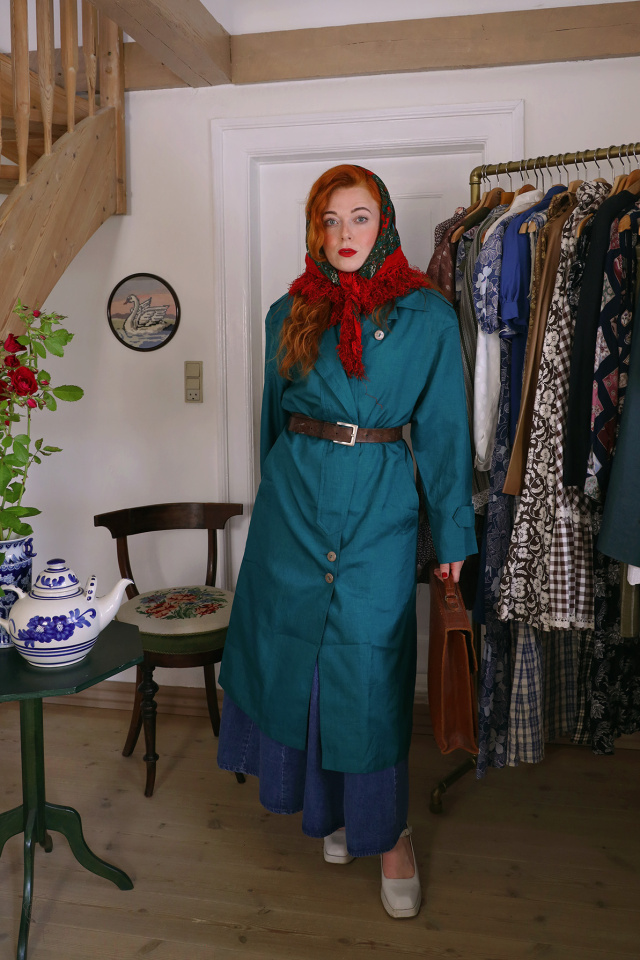 Petrol Green Vintage Trenchcoat | L