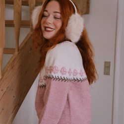 Pink Handknitteed Floral Vintage Sweater | S/M