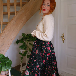 Pink Roses Vintage Skirt | S