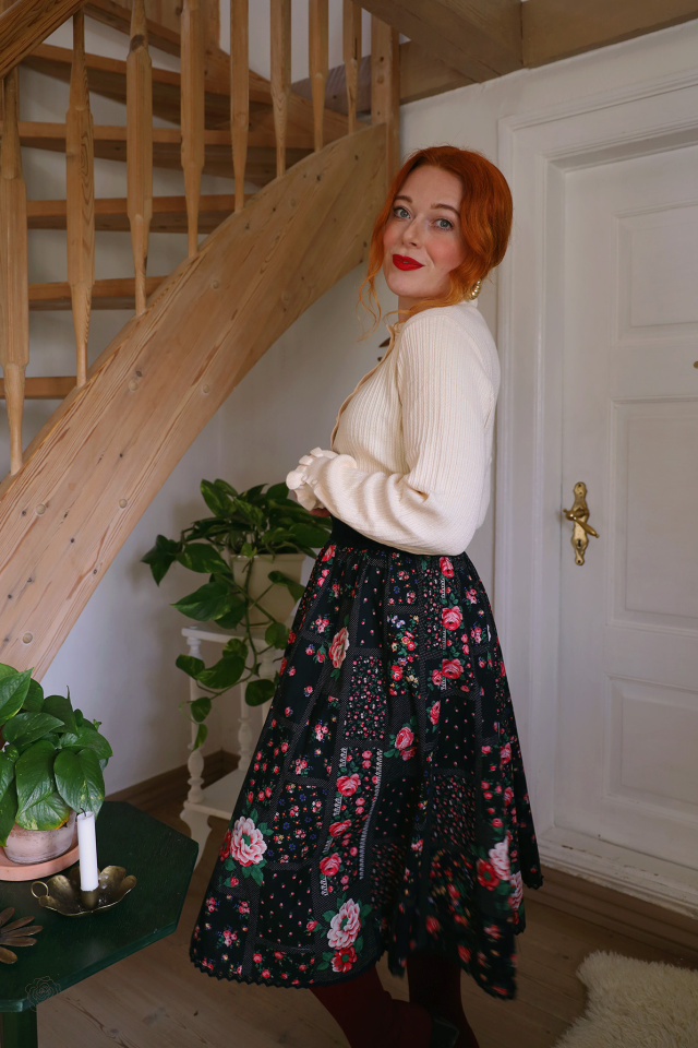 Pink Roses Vintage Skirt | S