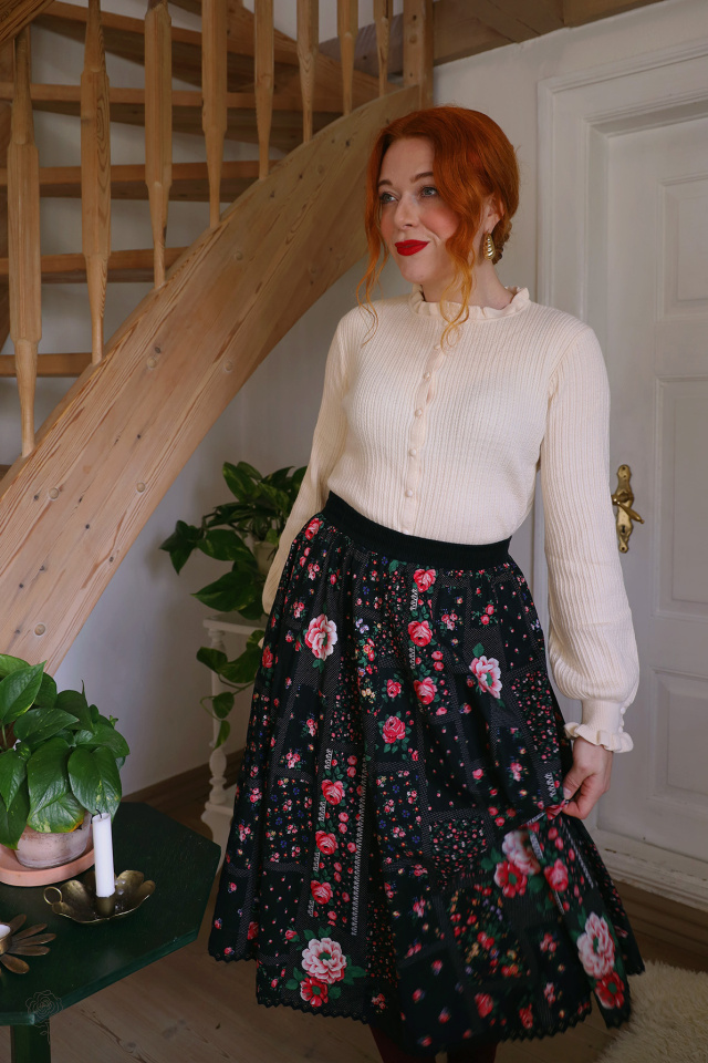 Pink Roses Vintage Skirt | S