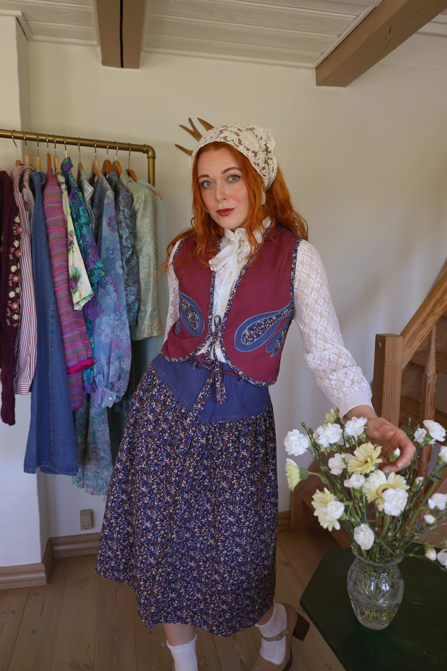 Blue &amp; Plum Floral Funky 70's Vintage Cotton Set | S