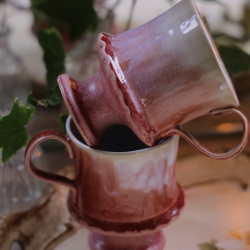 Rose Glace On Pedistal Mug