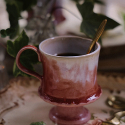 Rose Glace On Pedistal Mug