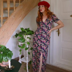 Plum &amp; Pink Roses 90's Vintage Maxi | S