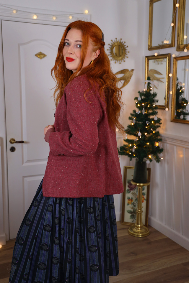 Elegant Plum Vintage Blazer | M