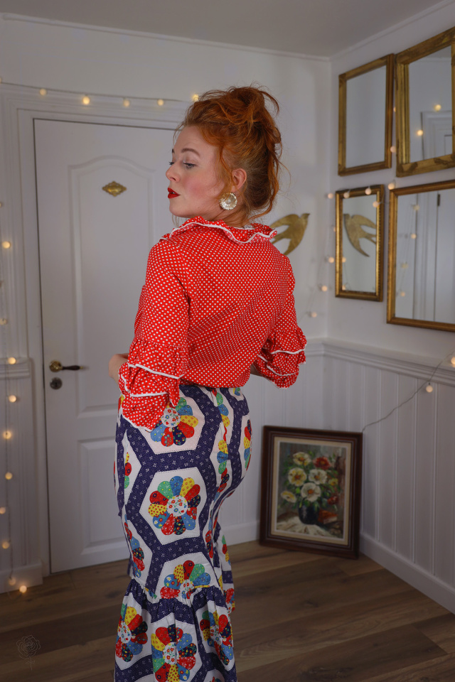 Red Dot Frill 70's Vintage Blouse | S