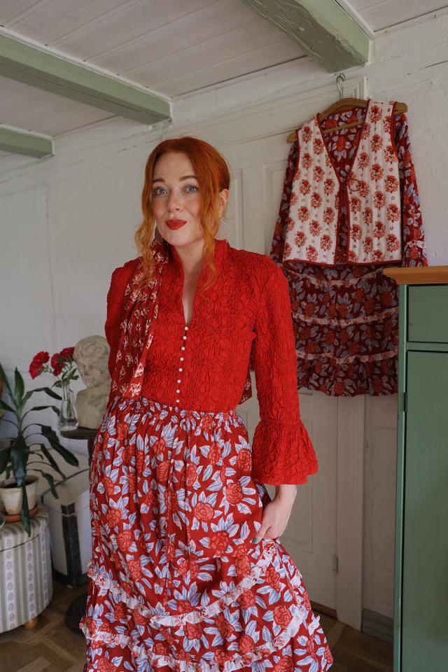 Red Elegant Stretchy Vintage Blouse | S