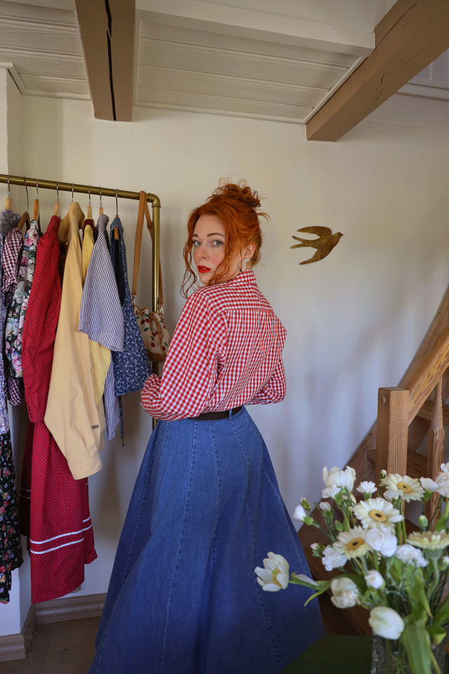 Red Gingham Vintage Blouse | S/M