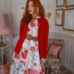 Red Knitted Vintage Cardigan | S