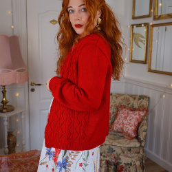 Red Knitted Vintage Cardigan | S