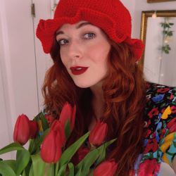 Red Knitted Homemade Hat | Large