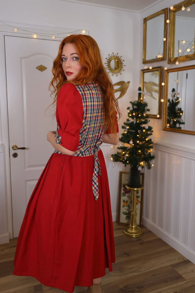 Red Multi Coloured Torso Vintage Dress | M