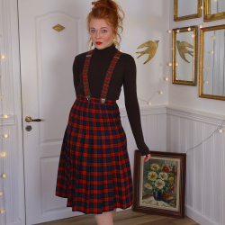 Red &amp; Black Plaid Vintage Wool Skirt | S