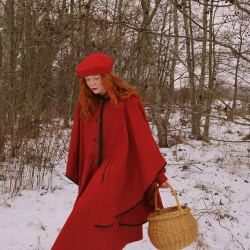 Red Hidinghood Vintage Wool Coat &amp; Cape | S/M