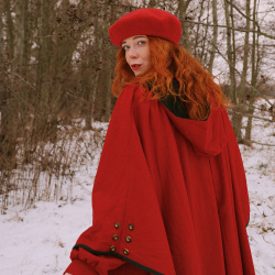 Red Hidinghood Vintage Wool Coat &amp; Cape | S/M