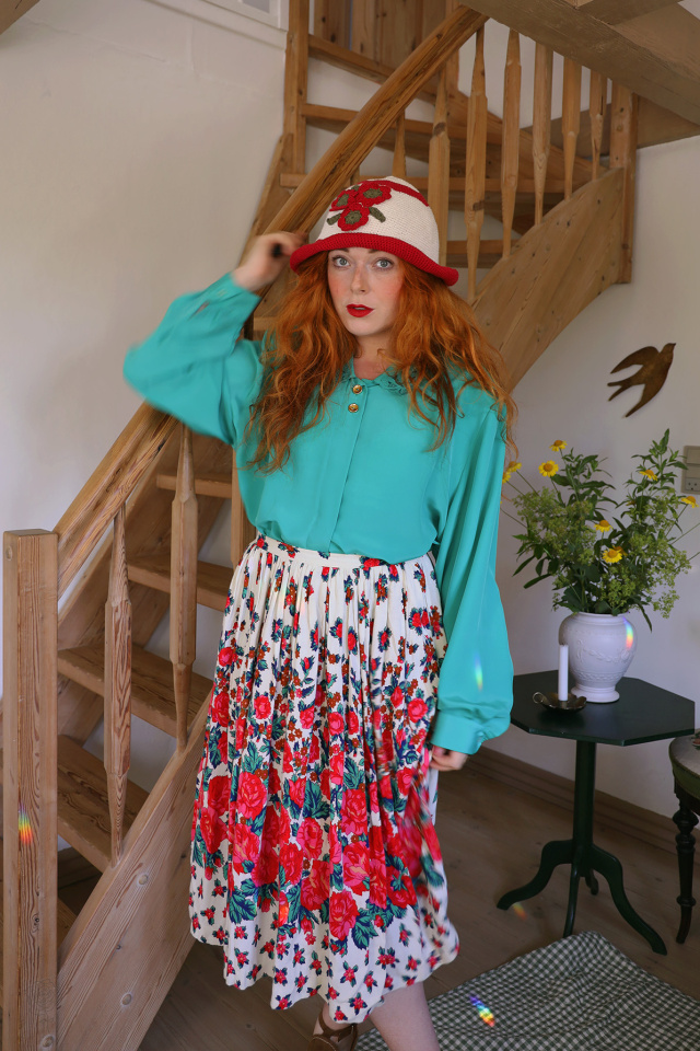 Red Rose Floral Vintage Skirt | S