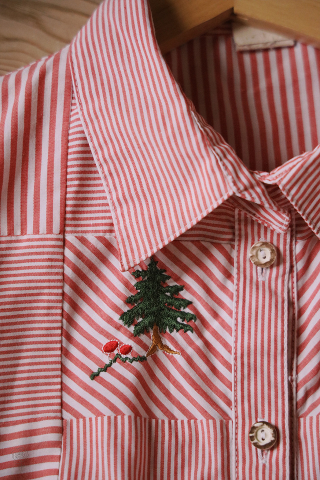 Red &amp; White Striped Embroidered Vintage Blouse | M