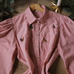 Red &amp; White Striped Embroidered Vintage Blouse | M