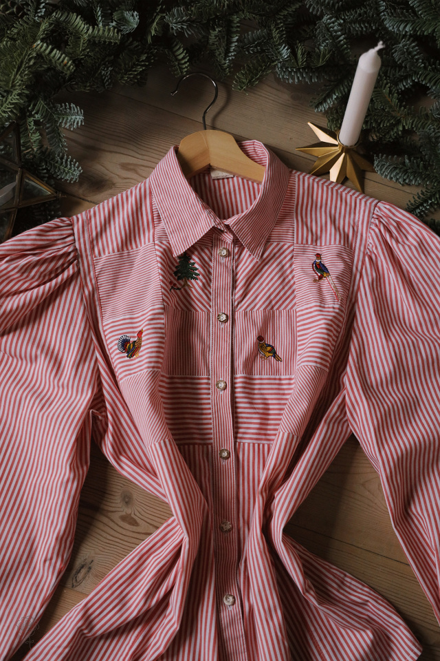 Red &amp; White Striped Embroidered Vintage Blouse | M