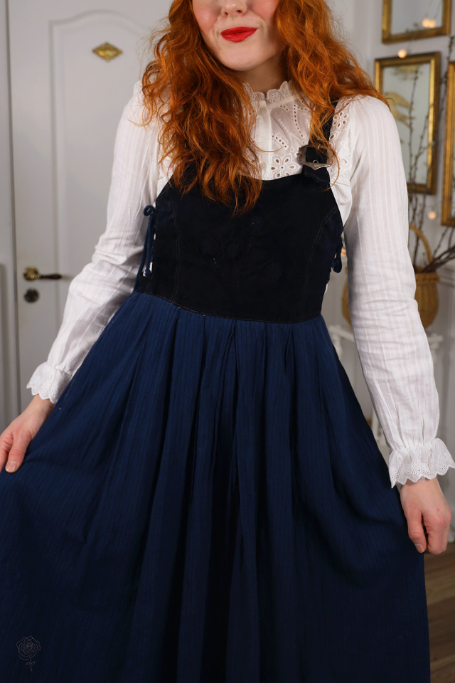 Redyed Austrian Vintage Stunner | XS