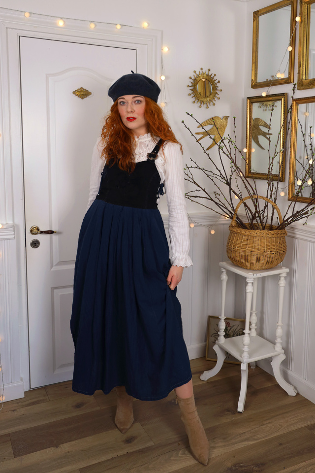 Redyed Austrian Vintage Stunner | XS