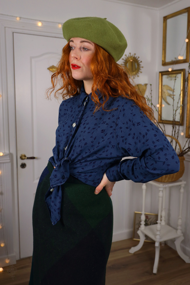 Redyed Dark Blue Leaf Blouse | M