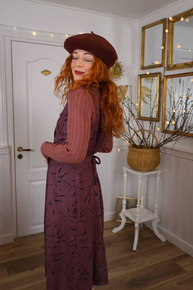 Redyed Burgundy 90's Vintage Dress | M 