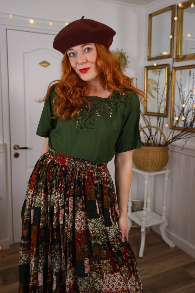 Flowy Patterned Boho Vintage Skirt | M