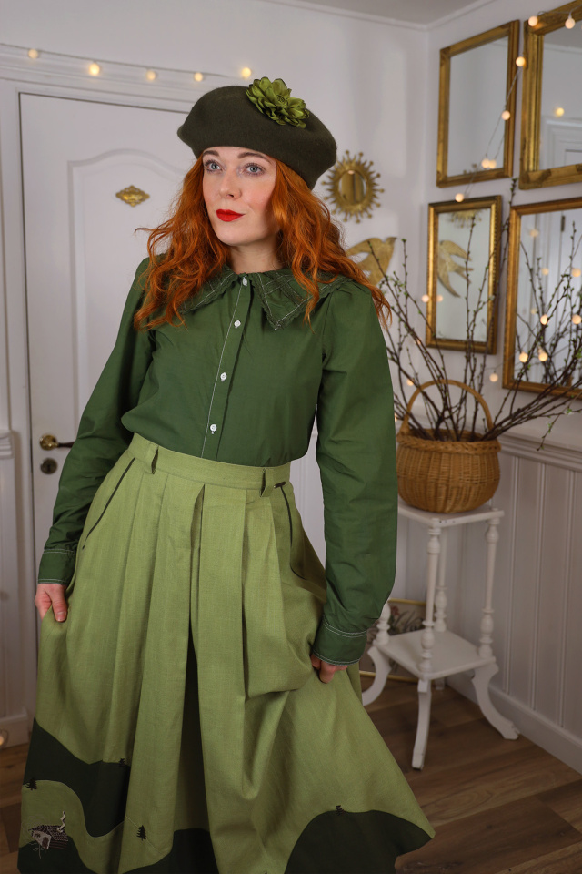 Redyed Square Collar Vintage Blouse | S