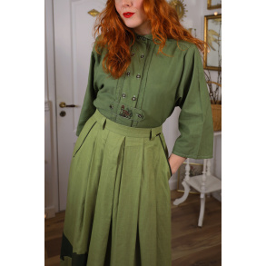 Redyed Countryhouse Embroidered Vintage Blouse | M