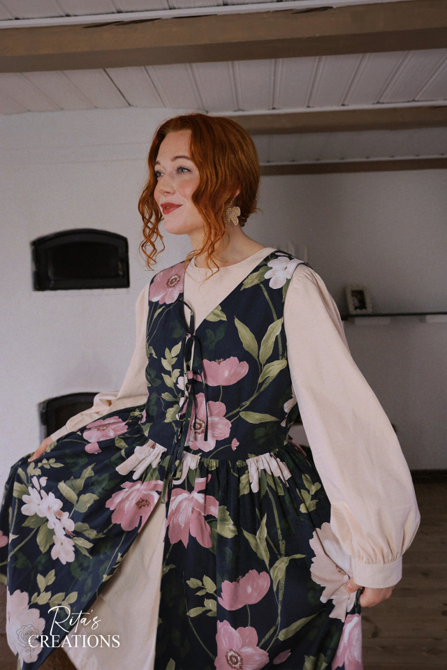 Rita's Beige Dress &amp; Dark Blue Rose Overdress | M