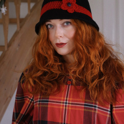 Rita's Black Red Floral Crochet Hat