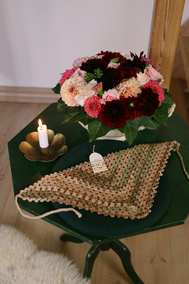 Rita's Brown &amp; Green Triangle Head Scarf