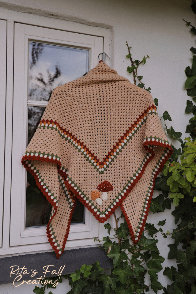 Rita's Mushroom Crochet Shawl 
