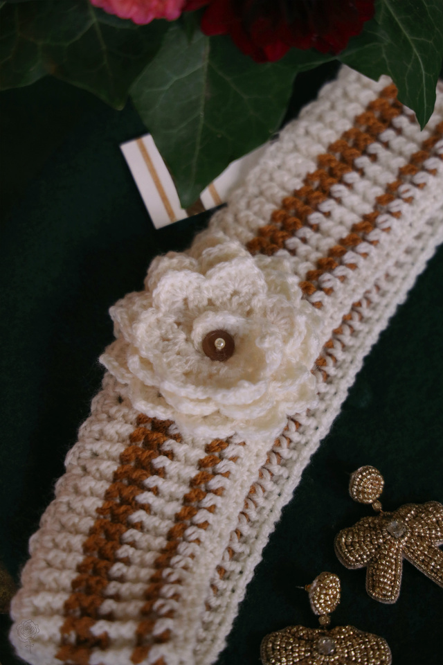 Rita's Cream &amp; Brown Crochet Headband