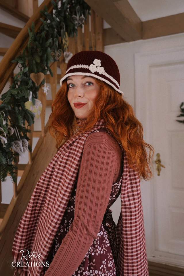 Rita's Bordeaux White Floral Crochet Hat 