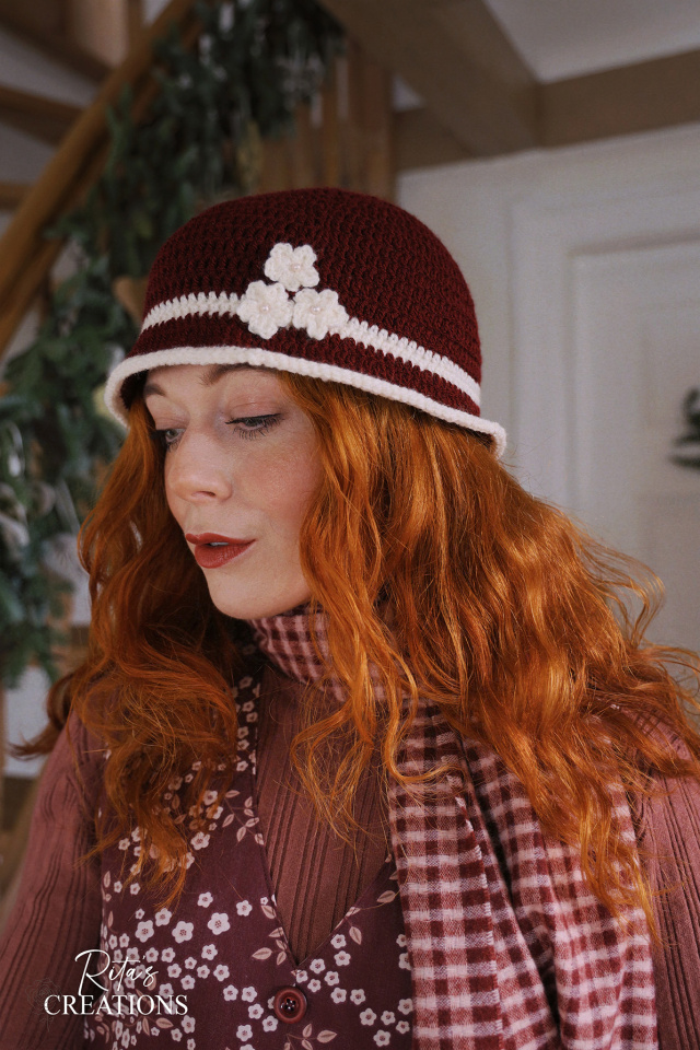 Rita's Bordeaux White Floral Crochet Hat 