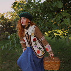 Rita's Fall Floral Dream Crochet Cardigan | S/M