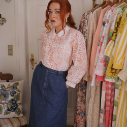 Rita's Graphical Blouse &amp; Bow | S