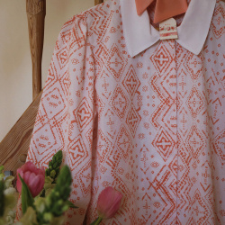 Rita's Graphical Blouse &amp; Bow | S