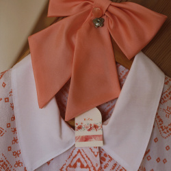 Rita's Graphical Blouse &amp; Bow | S