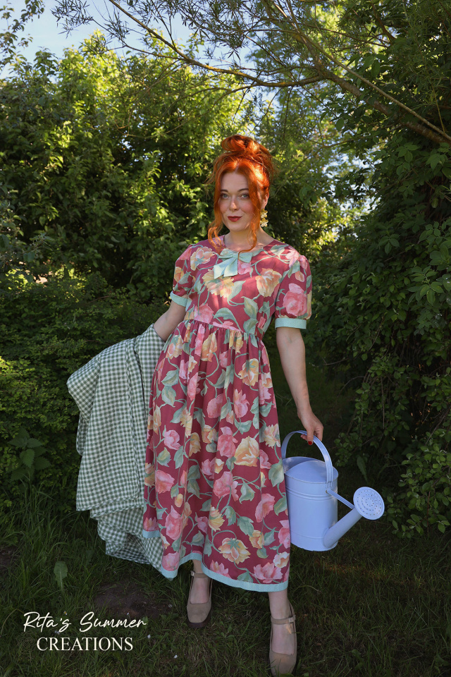 Rita's Red Floral Summer Dress | M
